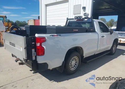 2020 Chevrolet Silverado 1500 4Wd Long Bed Wt z USA, uszkodzony, nr VIN 3GCNYAEF5LG304202